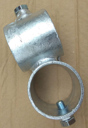 Držák stožáru jezdec - kloubek pro stožár 42/48mm žárový zinek