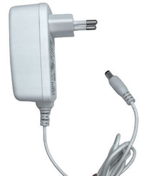 Adaptér napájecí 12V 1,5A spínaný koncovka 2.1-2.5x5.5mm přívodní kabel 1,5m bílý