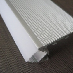 AL profil pro LED schodový + difuzor mléčný 