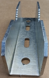 Třmen protikus 4mm, rozteč 150mm, žárový zinek